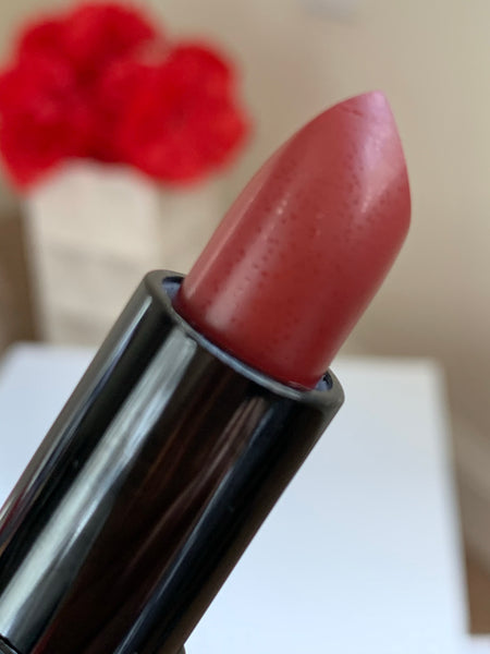 150 Queenie Matte Lipstick